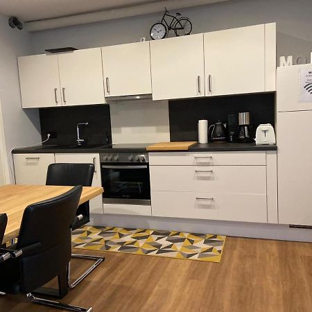 City Maritime Apartment Бремерхафен Экстерьер фото