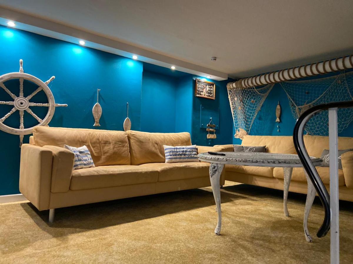 City Maritime Apartment Бремерхафен Экстерьер фото
